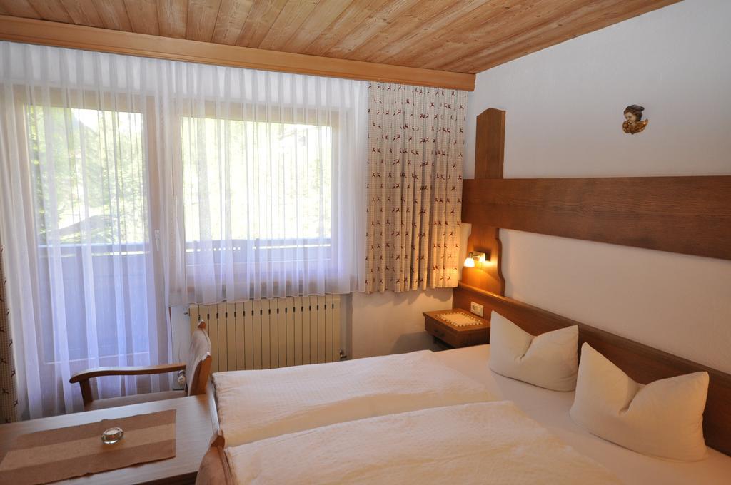 Apart - Und Fruehstueckspension Jaegerheim カウナータール 部屋 写真